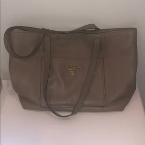 Prada Vitelli Daino Bag